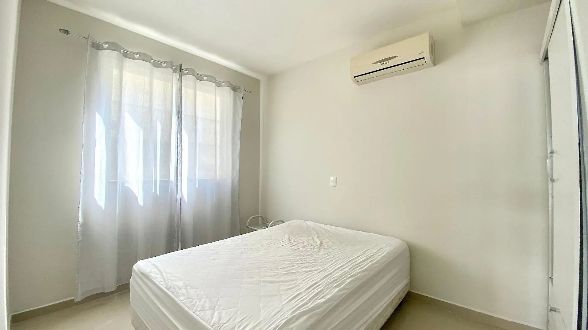 Loft Em Bombas - Excelente Localizacao - 1 Dorm 3 Pessoas Apartment Bombinhas 0*,